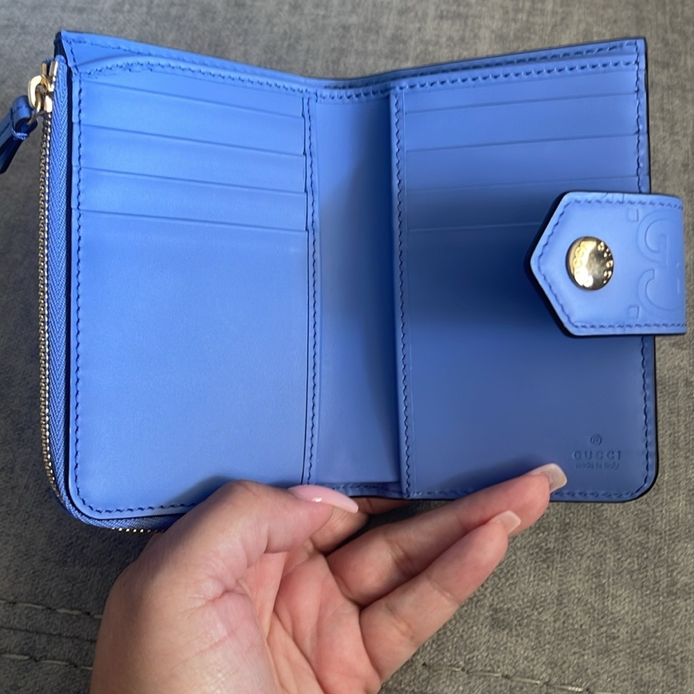 Gucci Blue Leather Wallet Classic Design - Picture 2 of 8